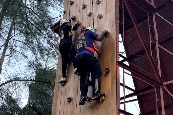 photo_2025-10-14_18-27-50